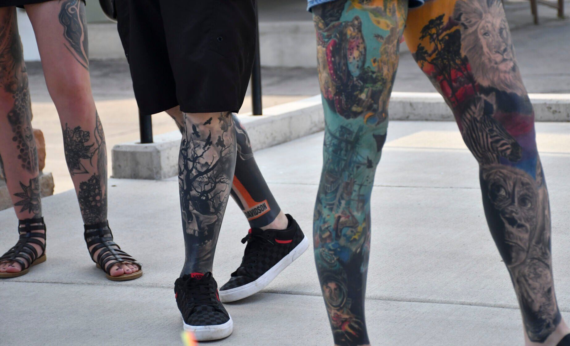 081022-nws-tattoo-0014.JPG